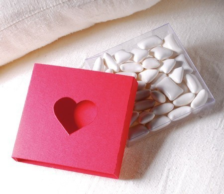Die-cut box for Valentine’s Day Die-cut box for Valentine’s Day
