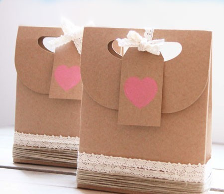 Little Bag in Kraft Colour for Valentine's Day Little Bag in Kraft Colour for Valentine's Day