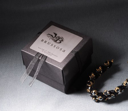 Little box for costume jewellery shops