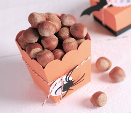 Popcorn box for Halloween parties Popcorn box for Halloween parties