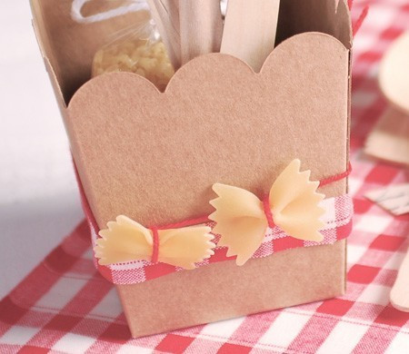 Box with pasta decoration Box with pasta decoration