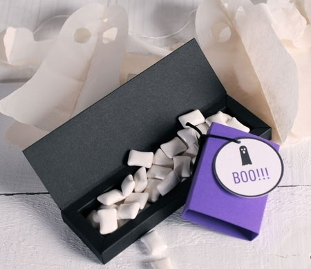 Elongated box for Halloween sweets Elongated box for Halloween sweets