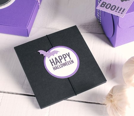 Gift box for Halloween party invitation