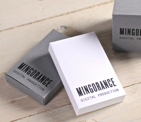 Caja personalizada con logo