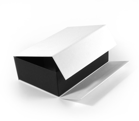 Self-assembling rectangular lined cardboard box