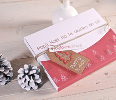 Gift box for photos with Christmas decorations Gift box for photos with Christmas decorations