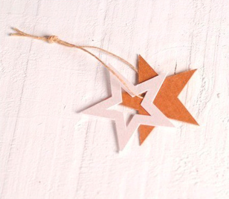 10 Cardboard stars