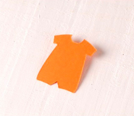 Cardboard Boy's dress 10 ut.