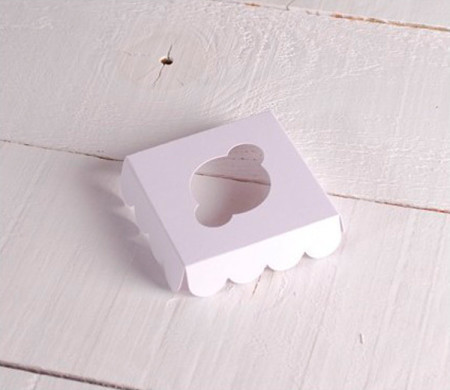 1 Mini Cupcake