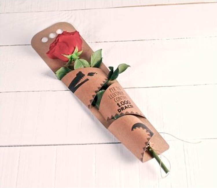 Caja para regalar una rosa