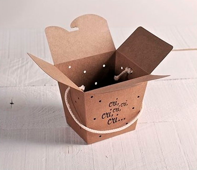 Box for crickets Box for crickets