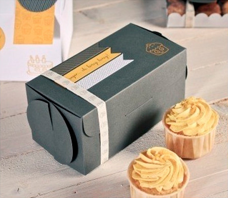 Grey box for two cupcakes