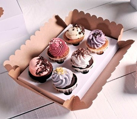 Box for 6 cupcakes with clear lid