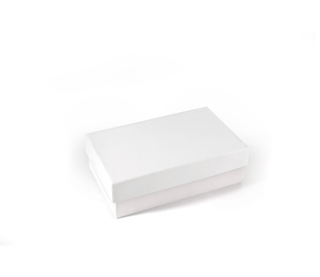 Rigid rectangular box of lined cardboard