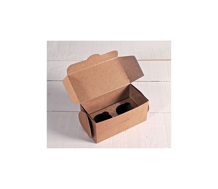 Set of 5 cupcake boxes with cupcake inserts (they hold 2 cupcakes). Set of 5 cupcake boxes with cupcake inserts (they hold 2 cupcakes).