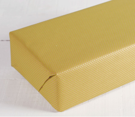 Wrapping paper with dots