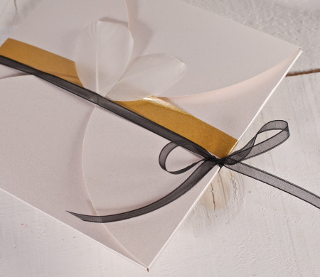 Cardboard envelope with flower-shaped