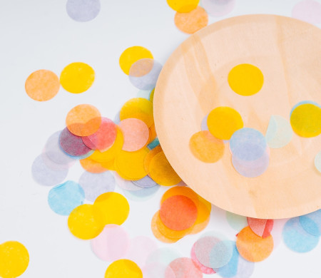 Giant confetti