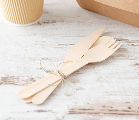 Wooden cutlery set