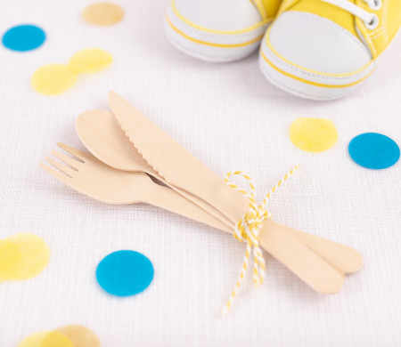 Wooden cutlery set