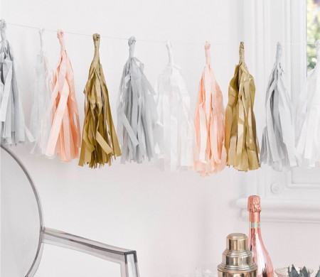 Party garland with tassels