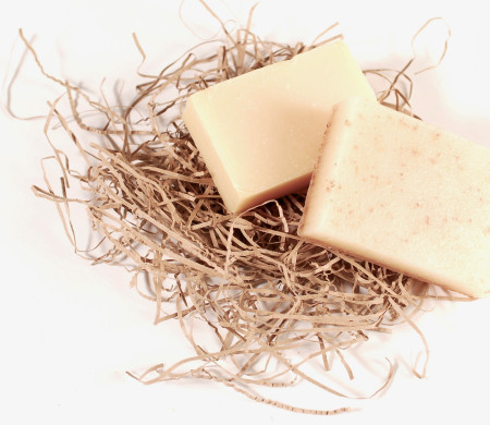 Paper shavings for cardboard boxes