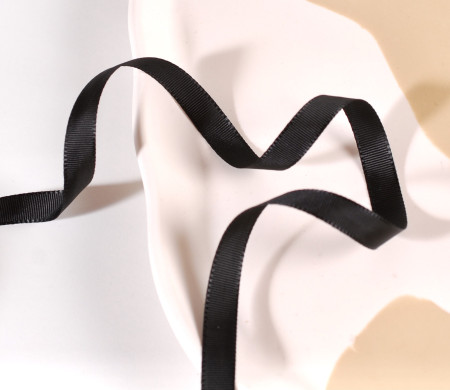 Black and White spotty Grosgrain ribbon