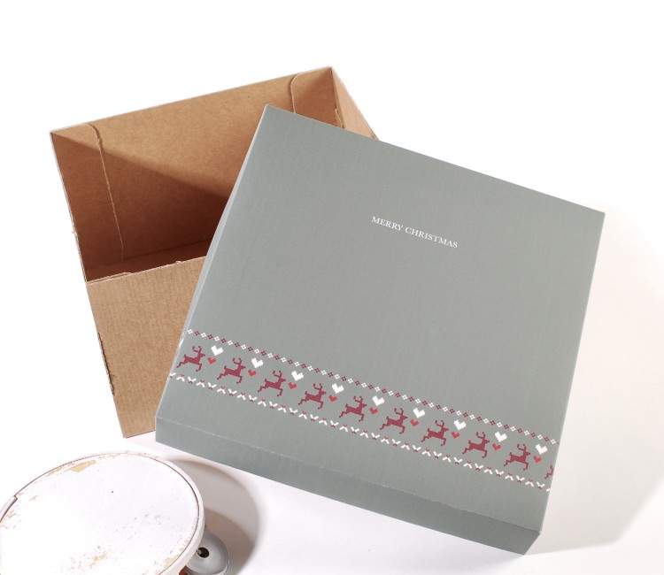 Square box with christmas print special Christmas 2023 Square box with christmas print special Christmas 2023