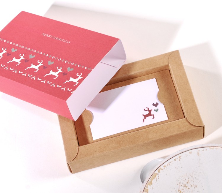 Gift card box with Christmas print Gift card box with Christmas print