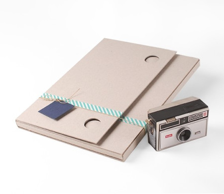 DinA4 Cardboard Document Holder