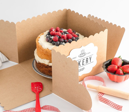 Box for Cakes and Pies, with a Clear Lid