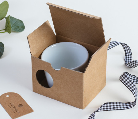 Box for coffee cups