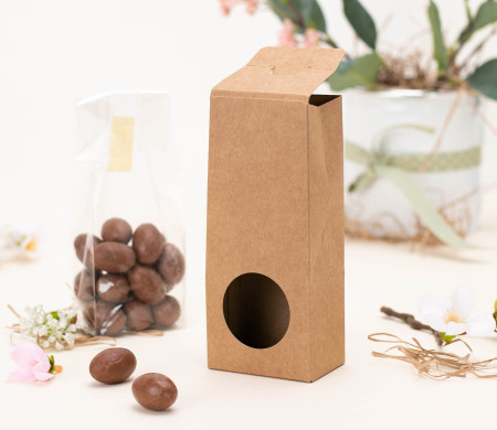 Box with window for food