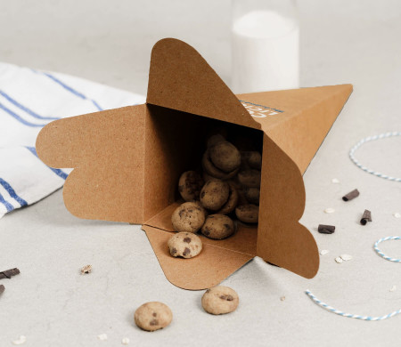 Cone-shaped Party Box