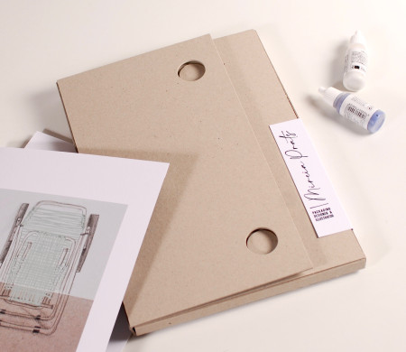 DinA4 Cardboard Document Holder