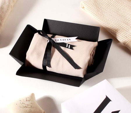 Box for Shirts and Accessories