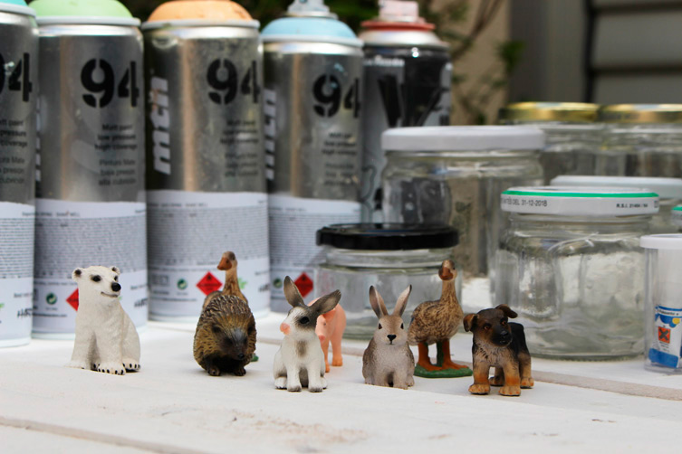 how to make animal topped jars