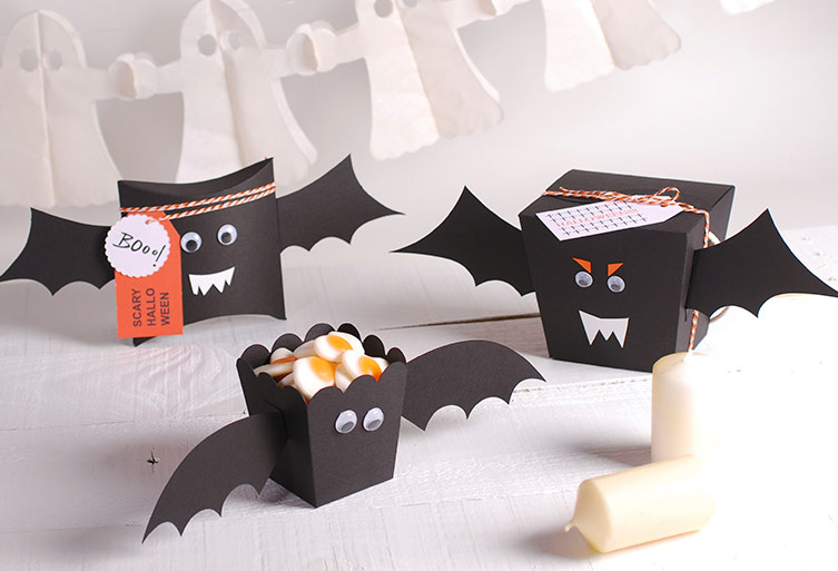 Halloween_decorations_selfpackaging_8