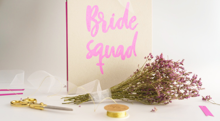 selfpackaging-bridesquad-cierre