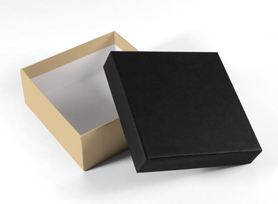 Square rigid box