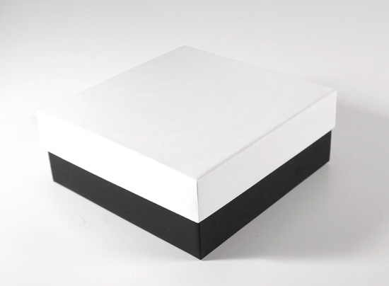 Square rigid box